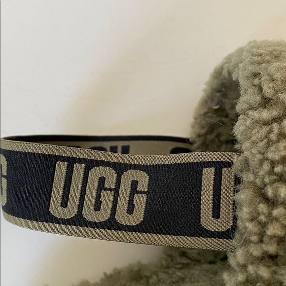 UGG Oh Fluffita Slide Burnt Olive Sandals Men’s 12 / Women’s 13 Cozy Statement main image 8